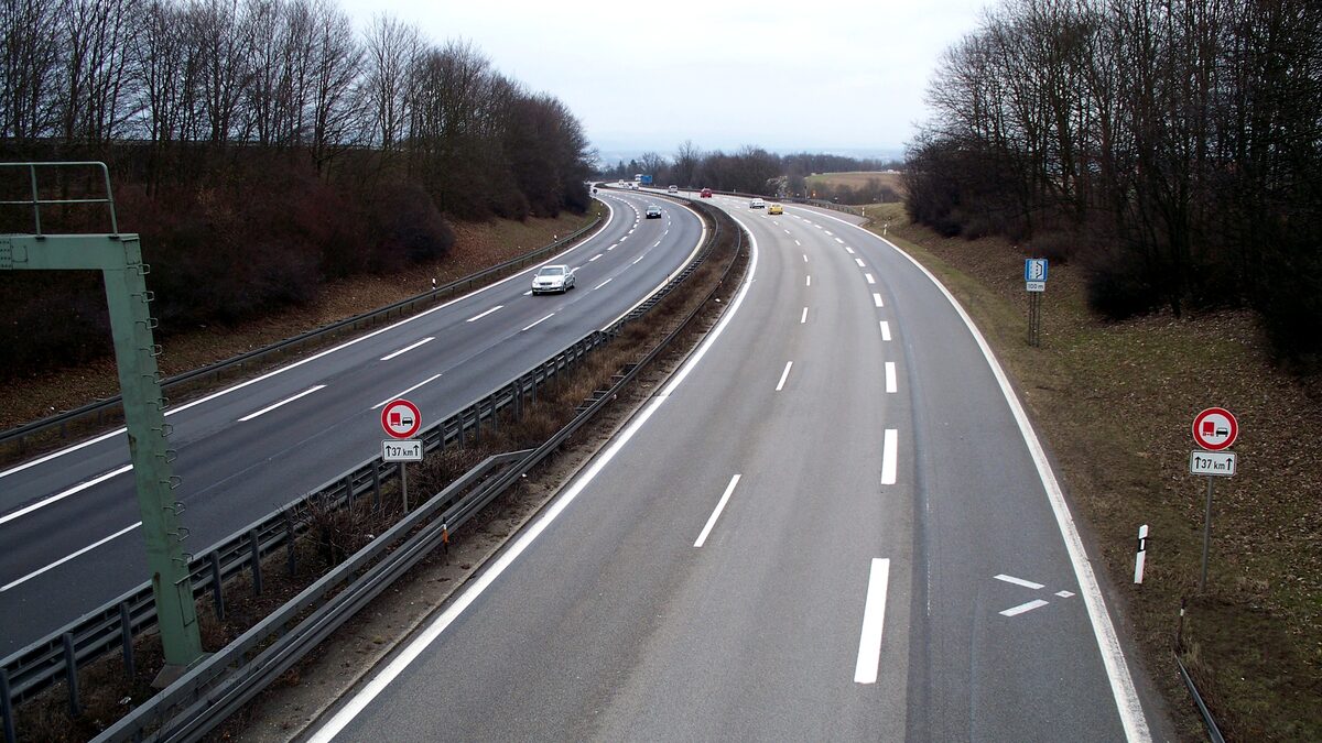Wochenende, Verkehr